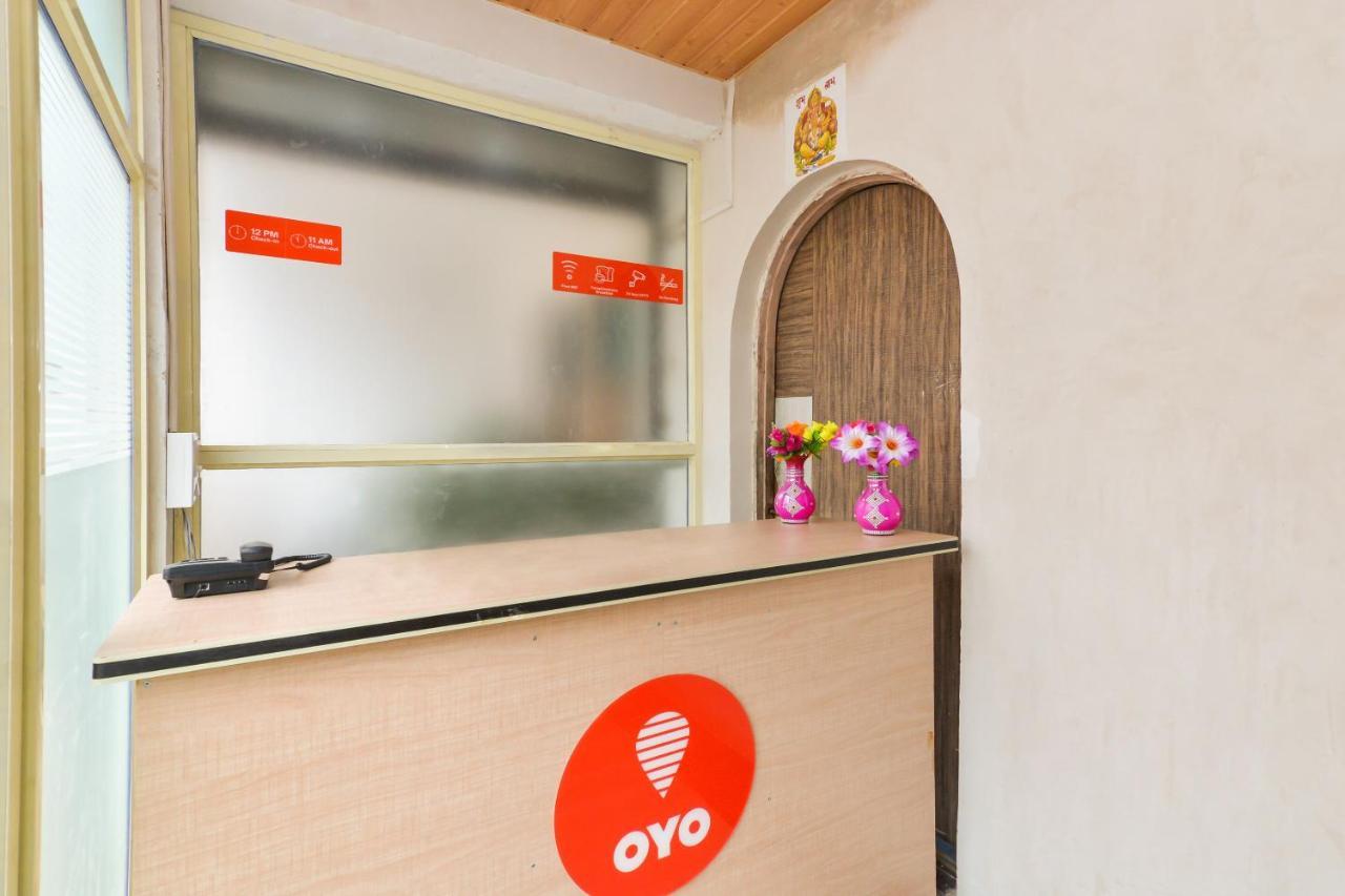 Sukrangu Palace Hotel Shirdi Ngoại thất bức ảnh